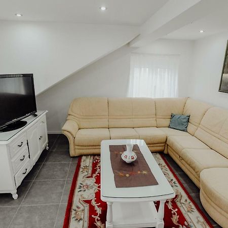 Apartman Slavonia Ðakovo Eksteriør billede