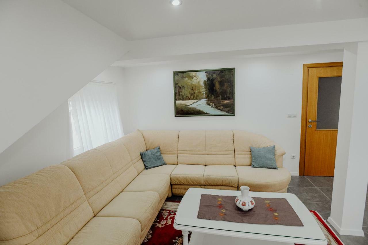 Apartman Slavonia Ðakovo Eksteriør billede